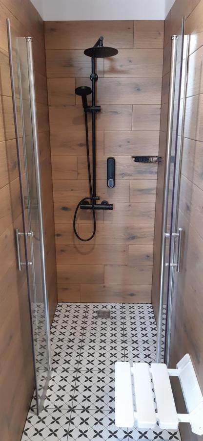 Krakow Chilli Hostel Экстерьер фото