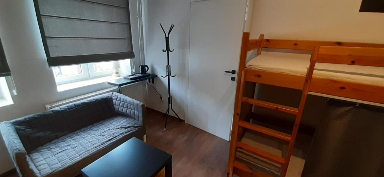 Krakow Chilli Hostel Экстерьер фото