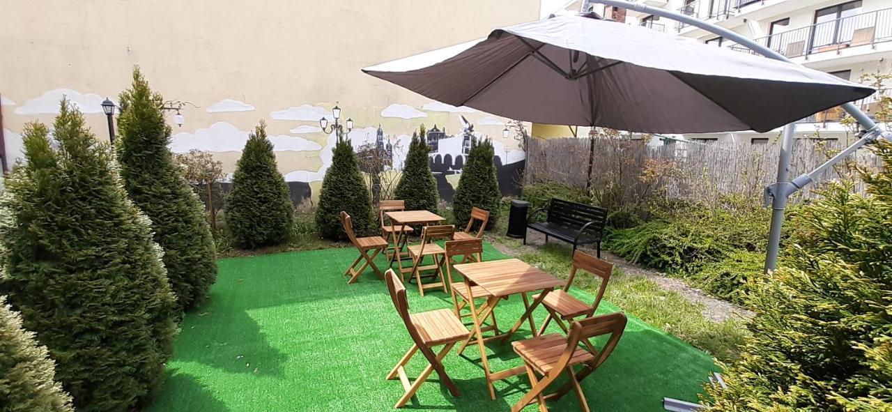 Krakow Chilli Hostel Экстерьер фото