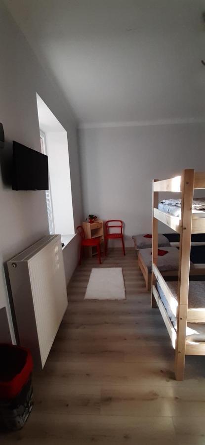 Krakow Chilli Hostel Экстерьер фото